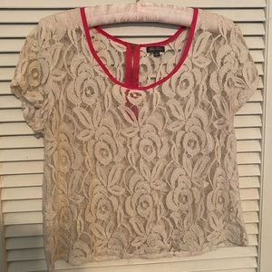 Lace Cropped Shirt with Pink Details